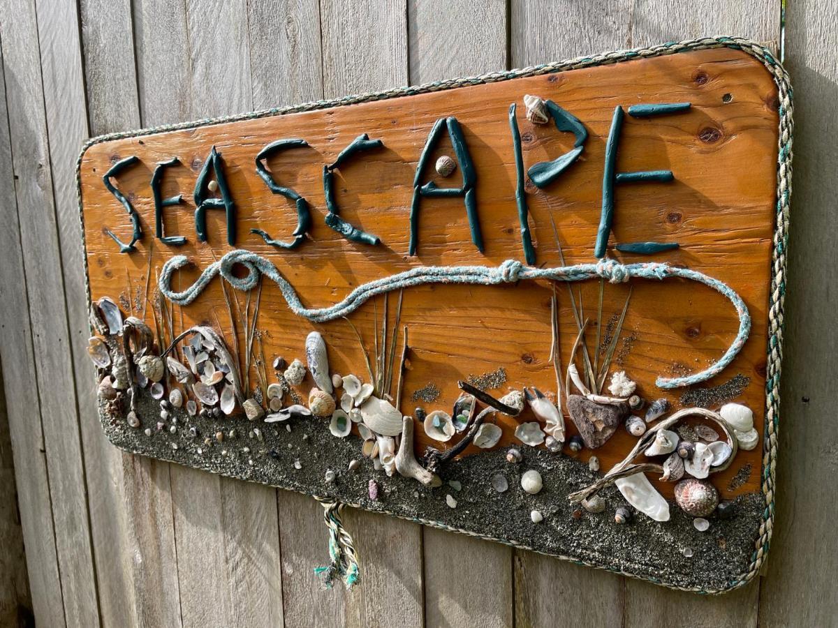 So Damn Lucky Glamping Hotel Ucluelet Exterior foto