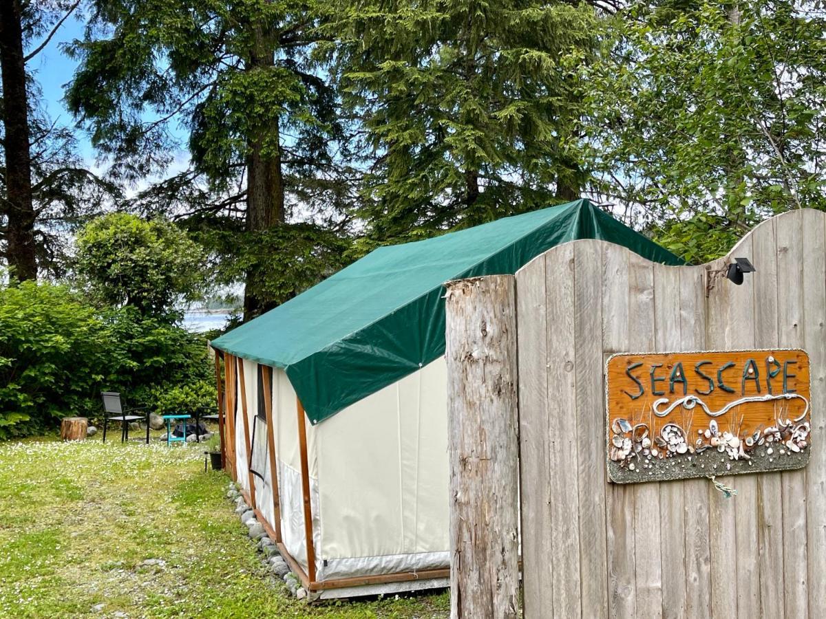 So Damn Lucky Glamping Hotel Ucluelet Exterior foto
